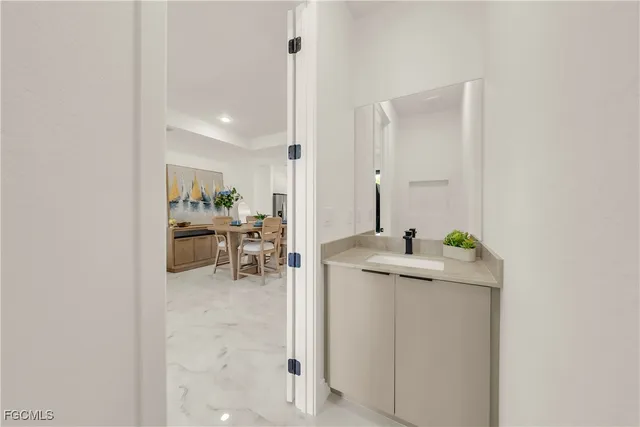 $349,900 | 5010 Southeast Tradewinds Circle, LaBelle, FL 33935