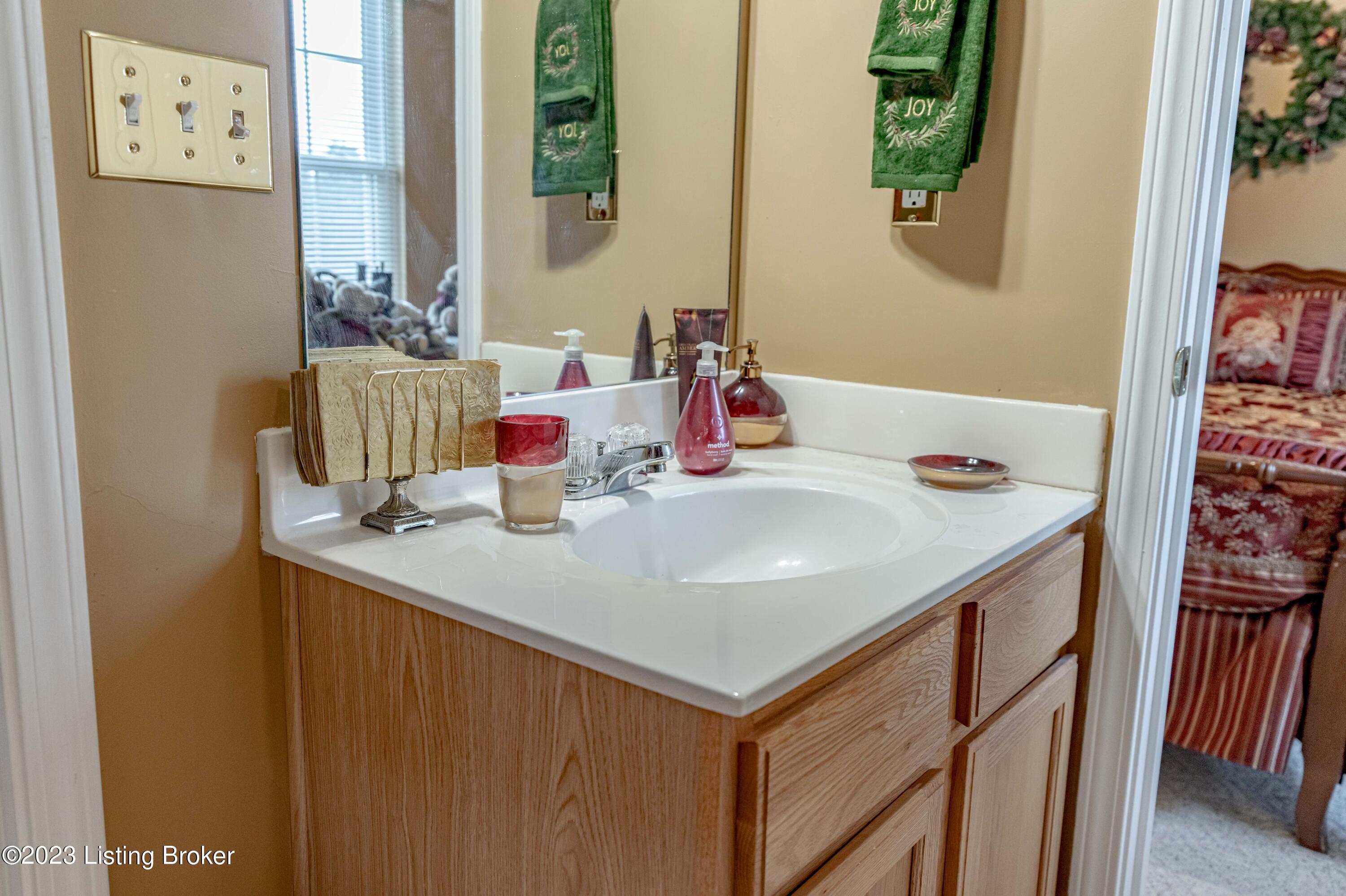 9307 Colonel Cummins Road Louisville, KY 40228 - Photo 50 of 64 bath 3