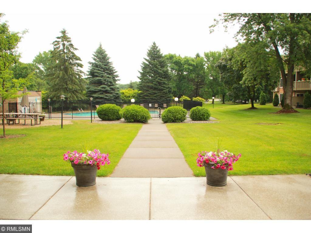4045 Hodgson Road, Unit 310 Shoreview, MN 55126 - Photo 16 of 24 Gallery Image 16
