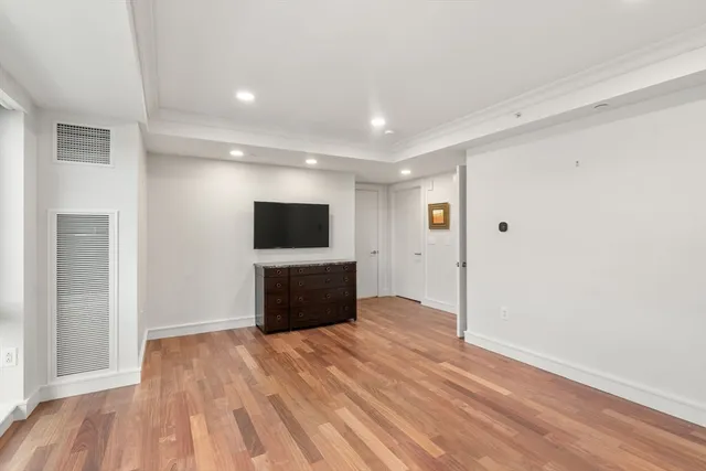 $2,800,000 | 4 Battery Wharf, Unit 4604, Boston, MA 02109