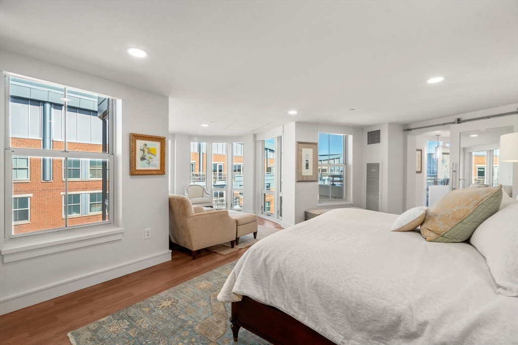 4 Battery Wharf, Unit 4604 Boston, MA 02109 - Photo 26 of 39