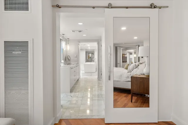 $2,800,000 | 4 Battery Wharf, Unit 4604, Boston, MA 02109