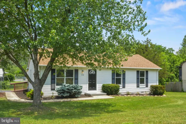 $345,000 | 516 West Duck Street, Front Royal, VA 22630