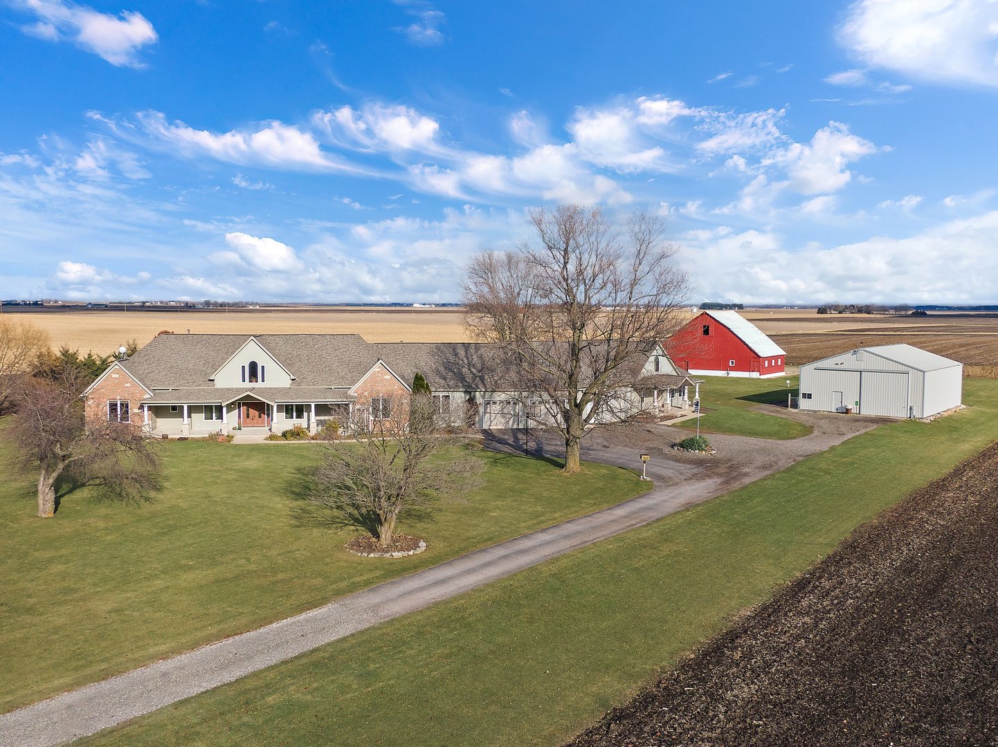 550 Maplewood Road Somonauk, IL 60552 - Photo 1 of 91