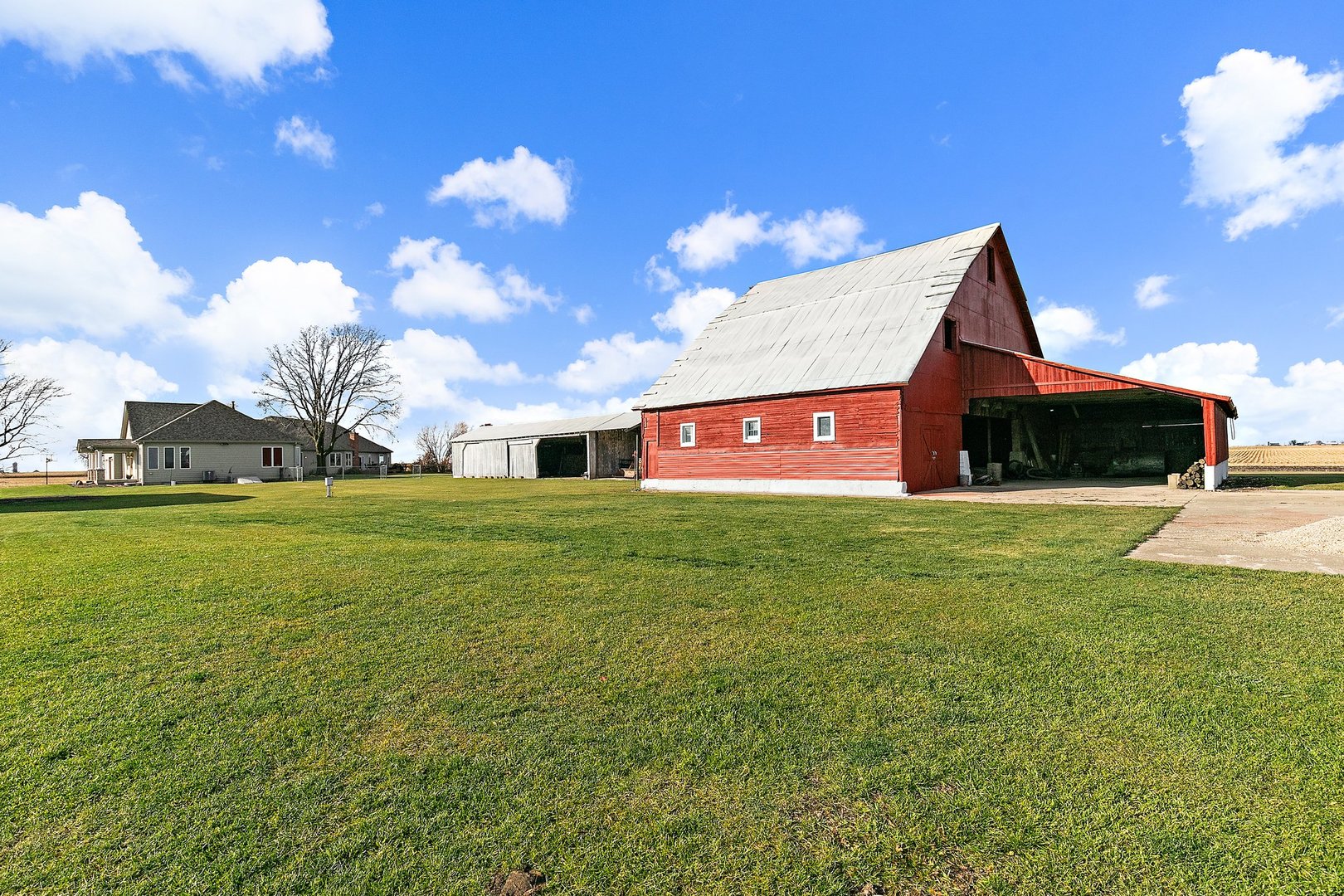 550 Maplewood Road Somonauk, IL 60552 - Photo 66 of 91 a view of a house with a yard