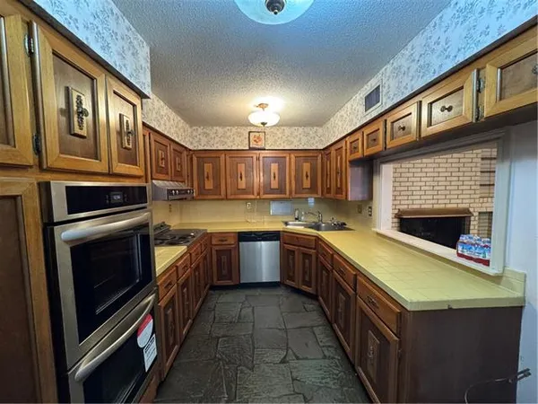 $350,000 | 401 Schlief Drive, Belle Chasse, LA 70037