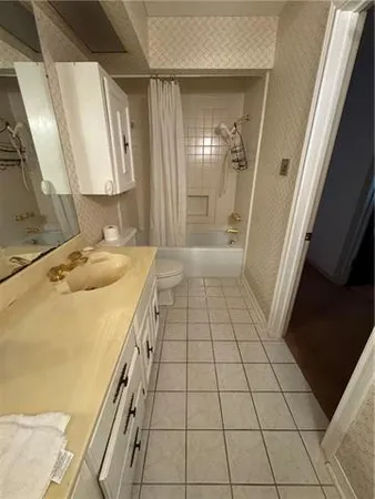 $350,000 | 401 Schlief Drive, Belle Chasse, LA 70037