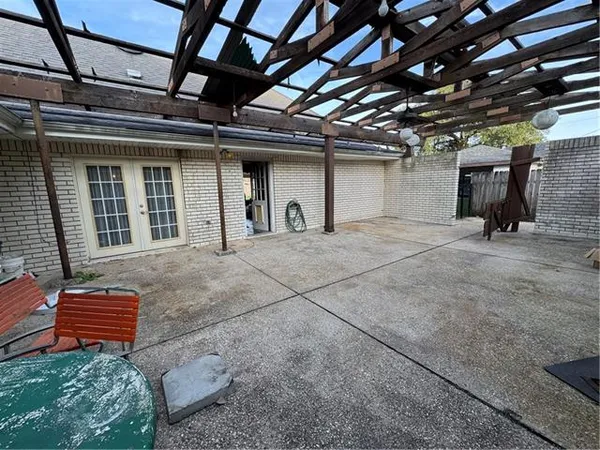 $350,000 | 401 Schlief Drive, Belle Chasse, LA 70037