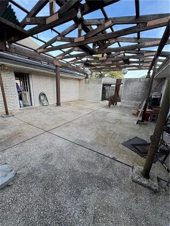 $350,000 | 401 Schlief Drive, Belle Chasse, LA 70037