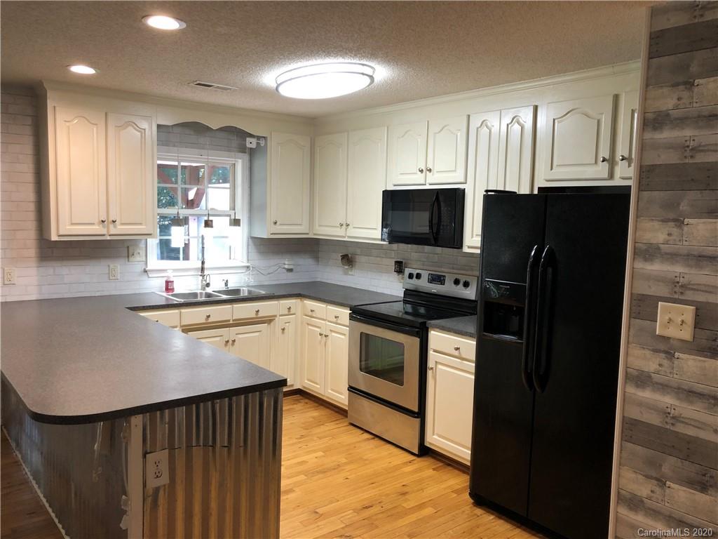 778 Robinson Creek Road Bostic, NC 28018 - Photo 5 of 23 Gallery Image 5