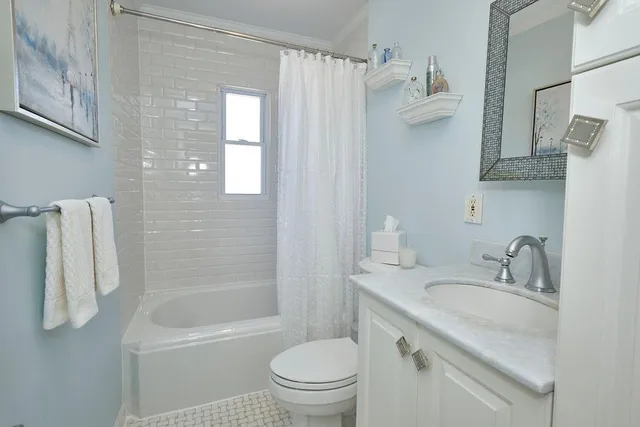 $1,025,000 | 1594 Independence Avenue | Bath Beach