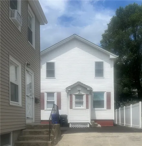 $2,200 | 213 Francis Avenue, Pawtucket, RI 02860