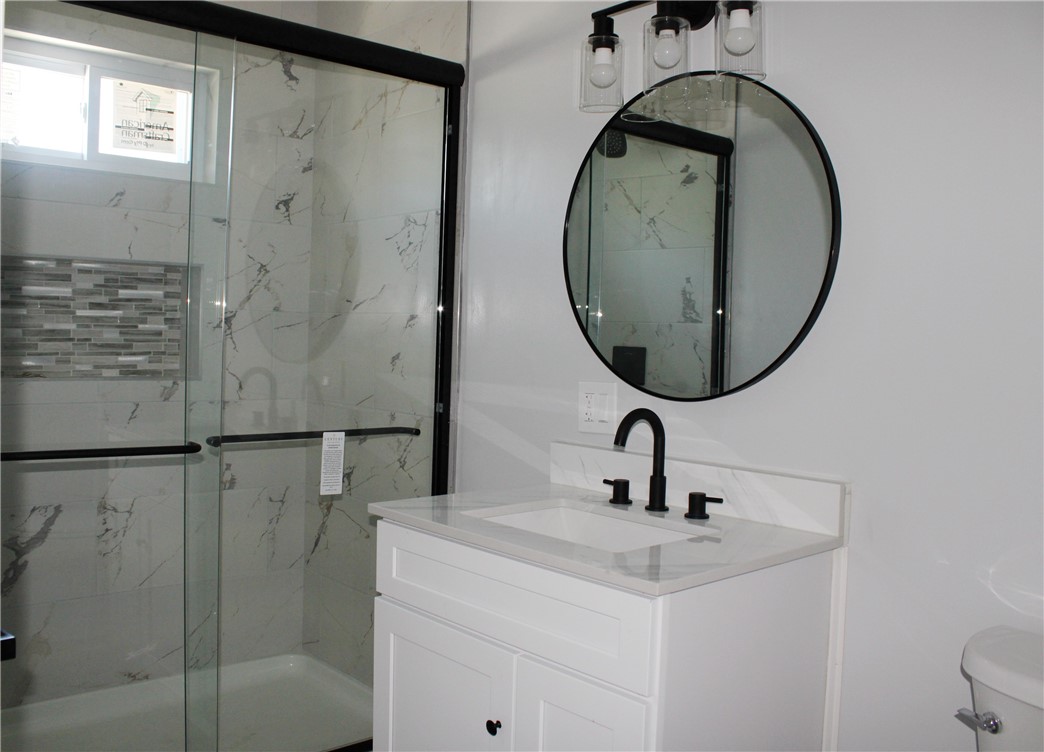 213 Francis Avenue Pawtucket, RI 02860 - Photo 16 of 16 Unit 2 Bath