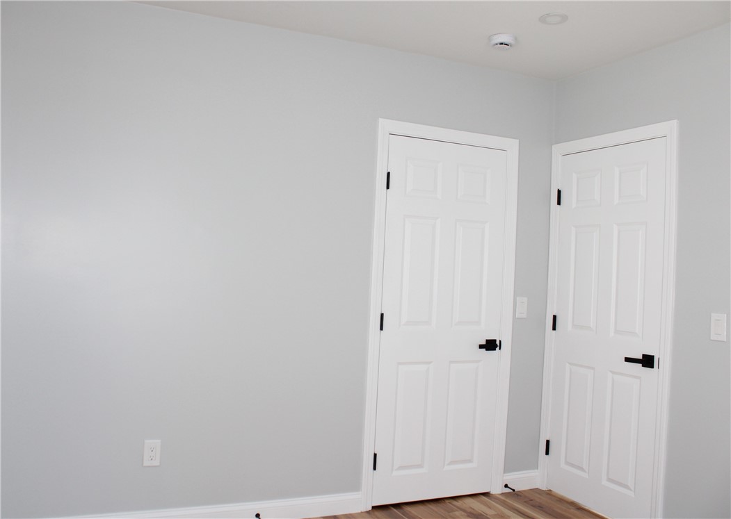 213 Francis Avenue Pawtucket, RI 02860 - Photo 5 of 16 Unit 1 Front Bed