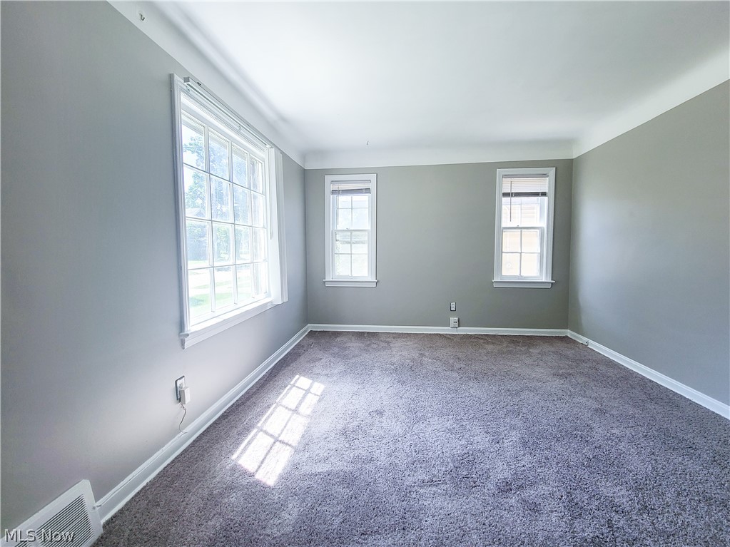 3726 Highland Road Cleveland, OH 44111 - Photo 2 of 21 Gallery Image 2