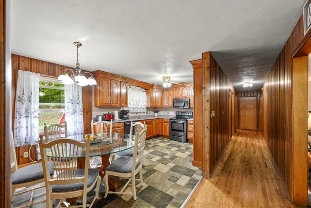 $724,900 | 4267 Highway 44, Connersville, IN 47331