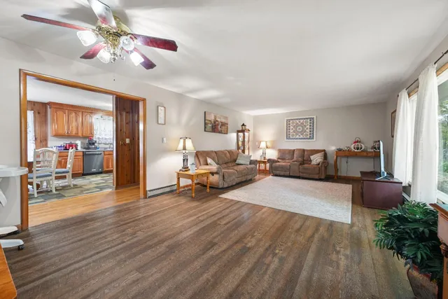 $724,900 | 4267 Highway 44, Connersville, IN 47331