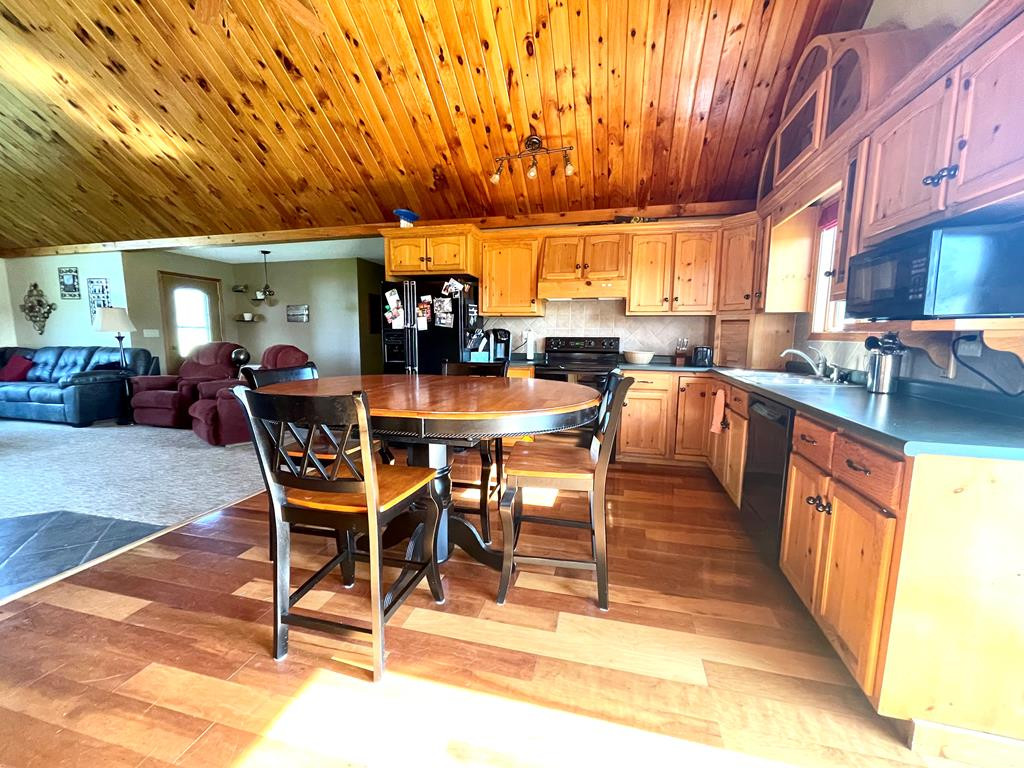 810 Co Rte 17 Brushton, NY 12916 - Photo 16 of 28