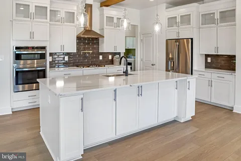 $685,000 | 30019 Chase Oaks Drive, Lewes, DE 19958