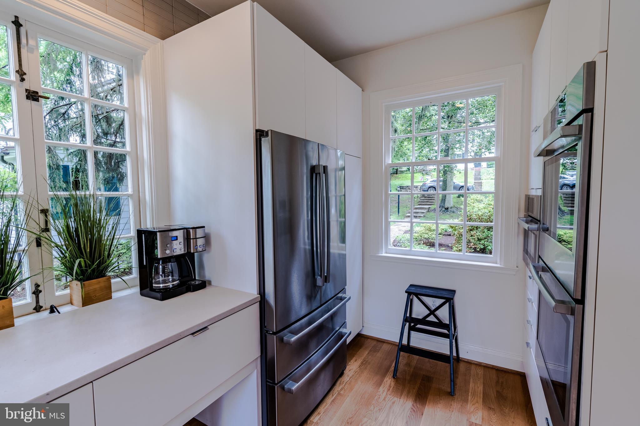 323 Tunbridge Road Baltimore, MD 21212 - Photo 7 of 53 Top of the line appliances