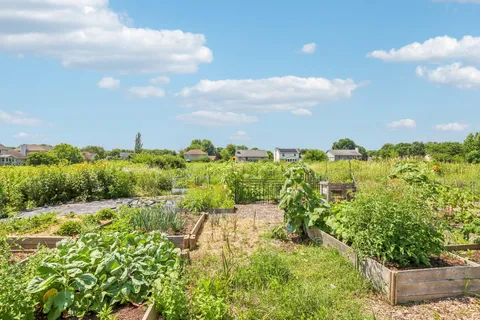 $335,000 | 57 S Gardens Way, Fitchburg, WI 53711