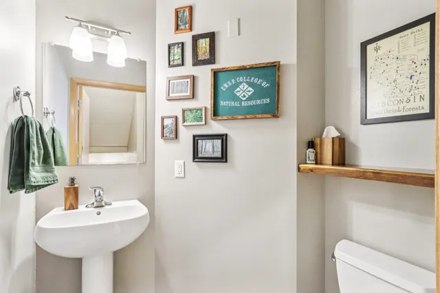 $335,000 | 57 S Gardens Way, Fitchburg, WI 53711