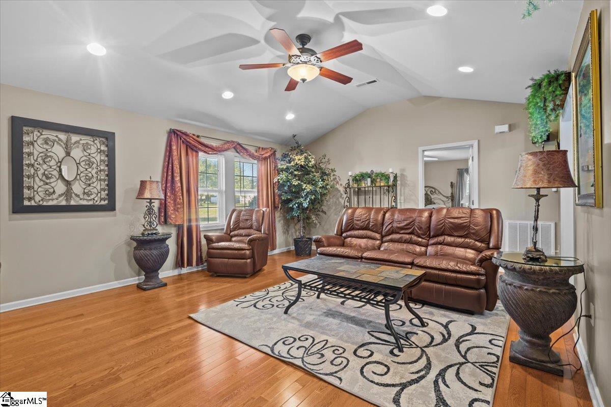 126 Wentzky Road Anderson, SC 29624 - Photo 8 of 41