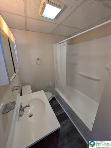 $1,795 | 1144 Minsi Trail Street, Bethlehem, PA 18018