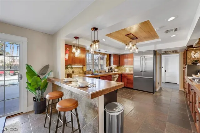 $6,500 | 7470 Eldora Avenue, Las Vegas, NV 89117