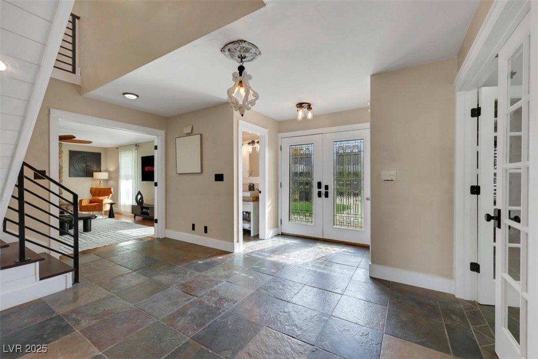 7470 Eldora Avenue Las Vegas, NV 89117 - Photo 14 of 51