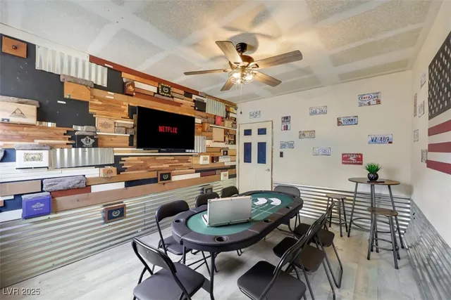 $6,500 | 7470 Eldora Avenue, Las Vegas, NV 89117