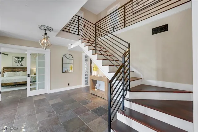 $6,500 | 7470 Eldora Avenue, Las Vegas, NV 89117