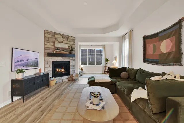 $435,000 | W204-n17637 Laurel Place, Unit 402, Jackson, WI 53037