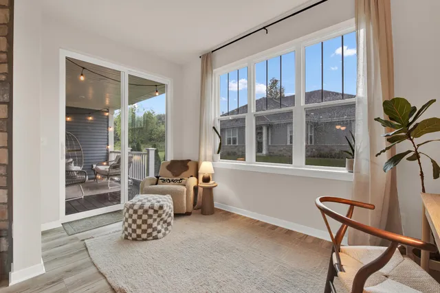 $435,000 | W204-n17637 Laurel Place, Unit 402, Jackson, WI 53037