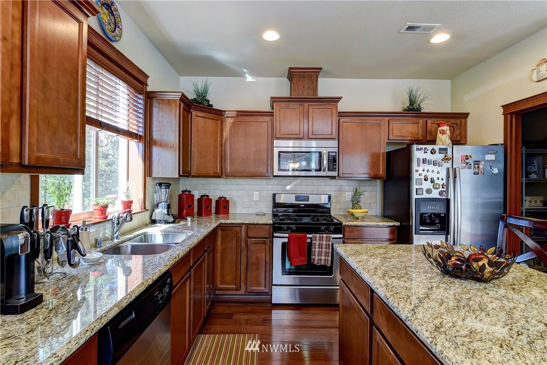 16229 2nd Avenue Southeast Bothell, WA 98012 - Photo 9 of 25