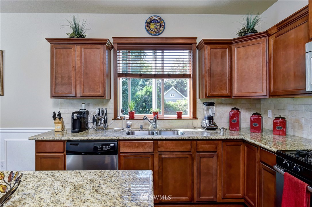 16229 2nd Avenue Southeast Bothell, WA 98012 - Photo 10 of 25