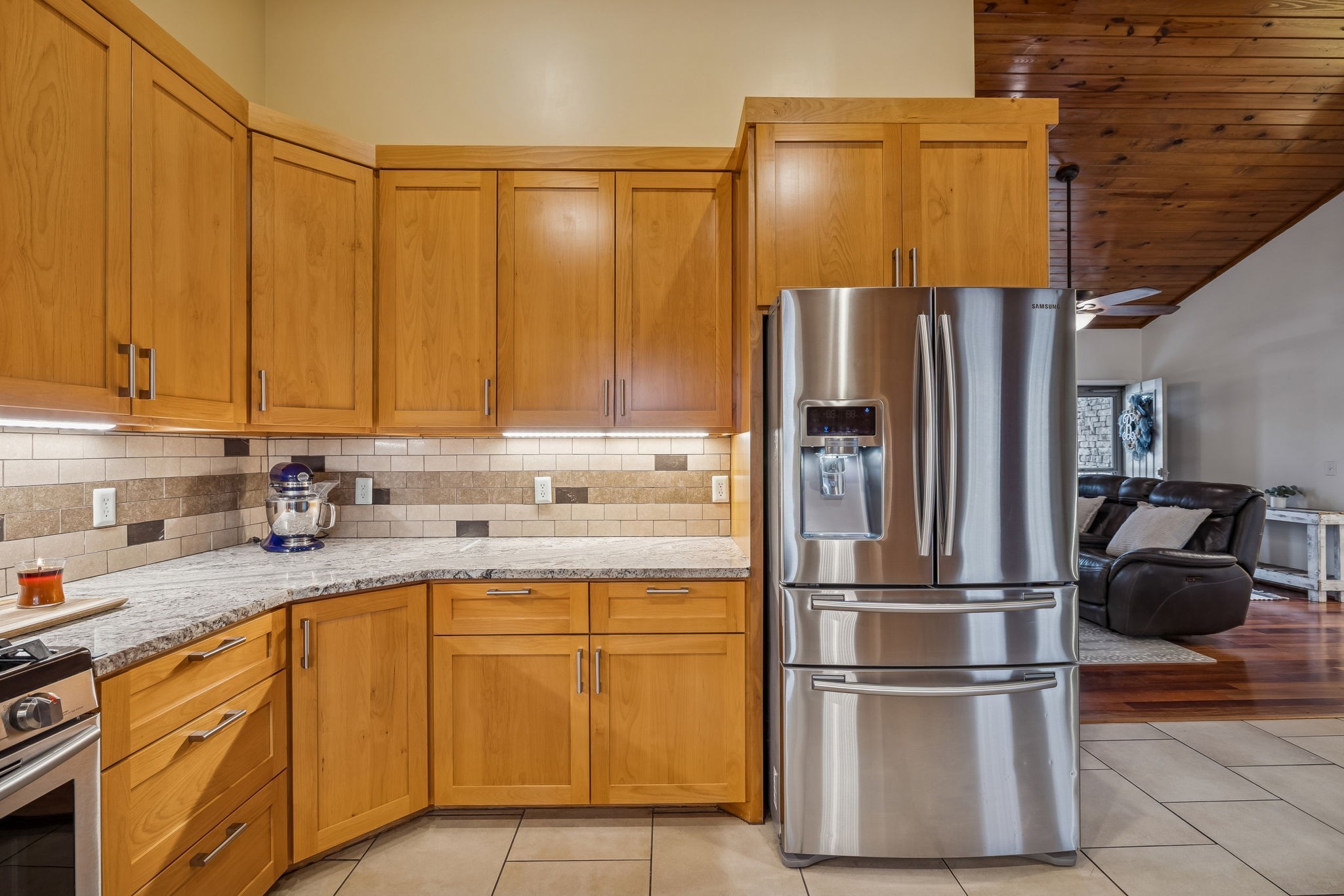 9200 Dobbs Cemetery Road Baxter, TN 38544 - Photo 23 of 85 a kitchen with stainless steel appliances granite countertop a refrigerator and a sink