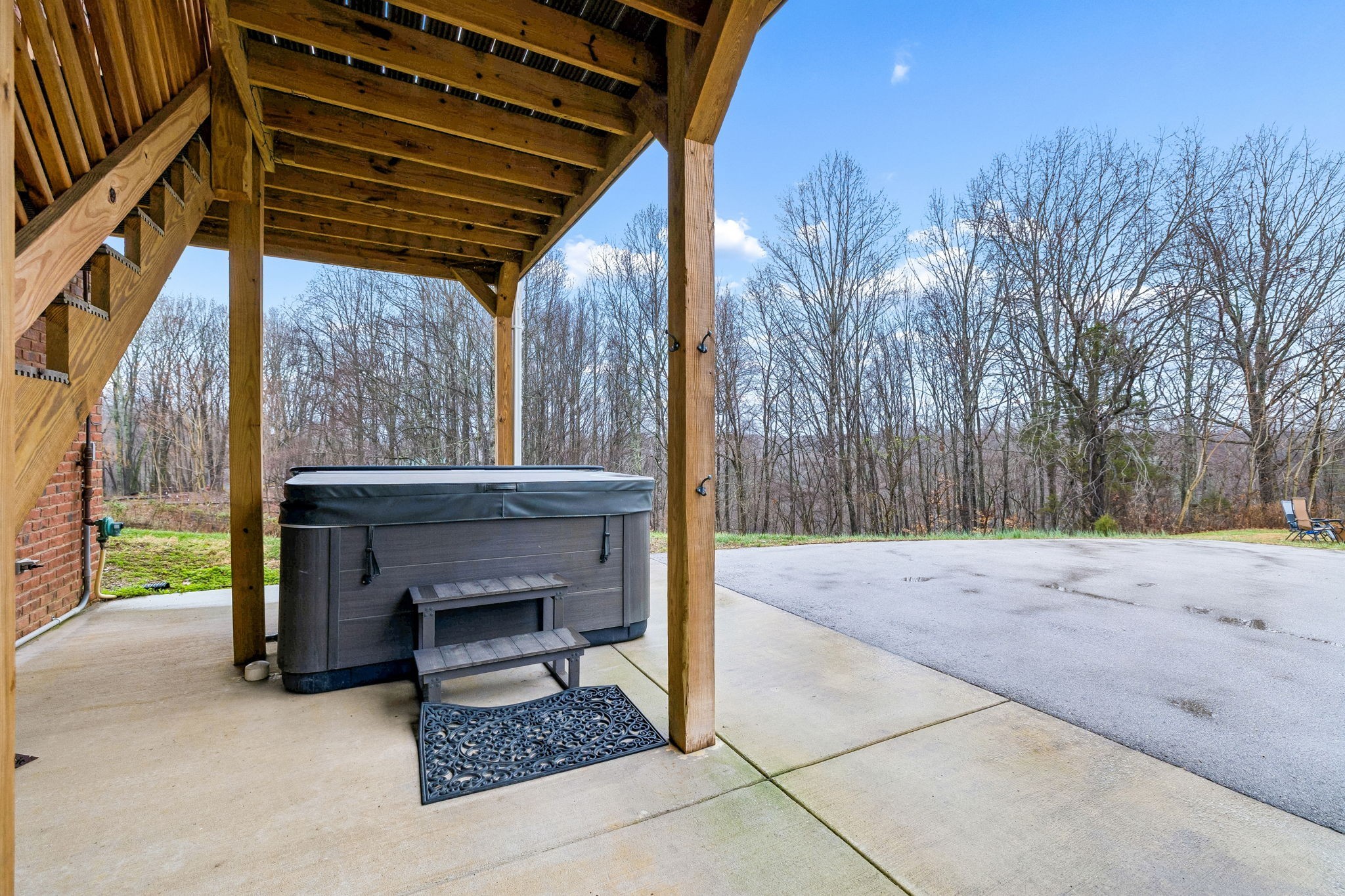9200 Dobbs Cemetery Road Baxter, TN 38544 - Photo 63 of 85 a view of backyard with a small cabin and wooden fence