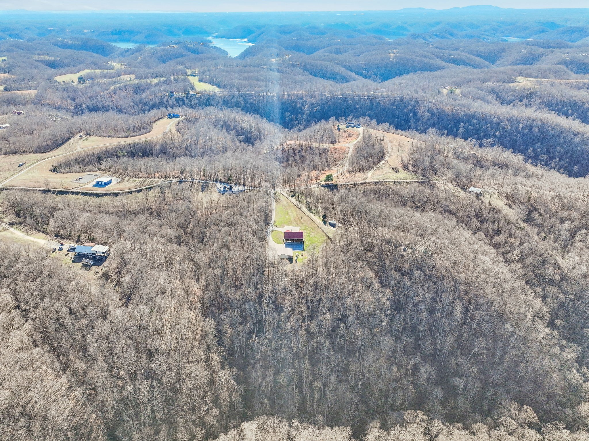 9200 Dobbs Cemetery Road Baxter, TN 38544 - Photo 75 of 85 a view of a city