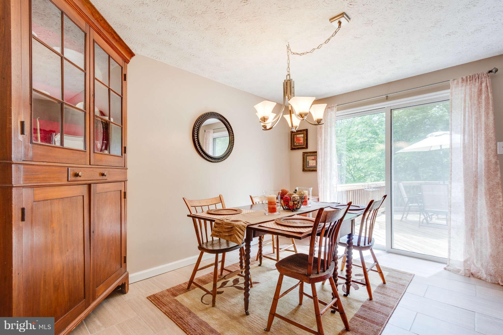 8091 Donegal Lane Springfield, VA 22153 - Photo 7 of 27 Dining Room