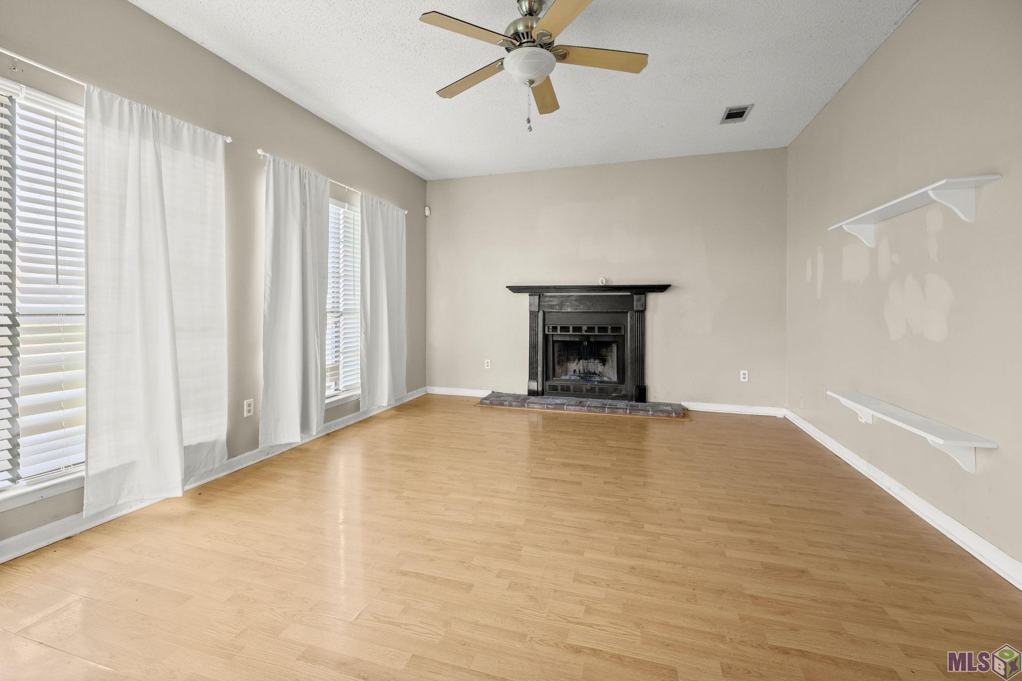 15463 Springwood Avenue Baton Rouge, LA 70817 - Photo 6 of 15 Gallery Image 6