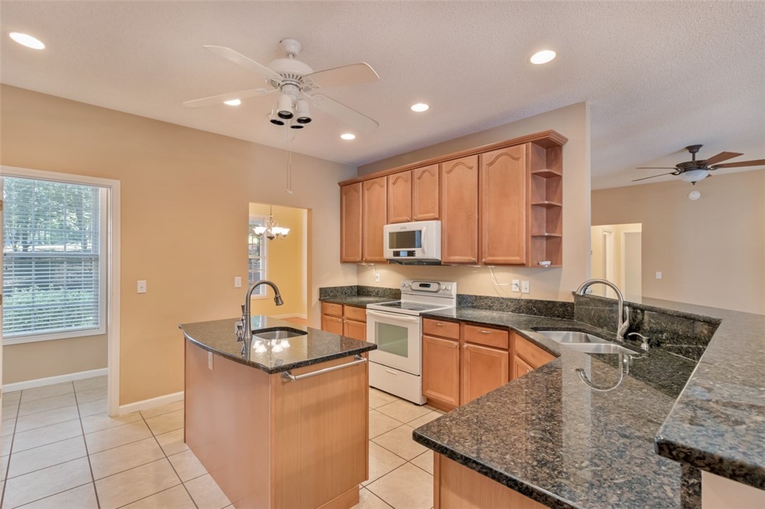 107 North Waterside Drive Seneca, SC 29672 - Photo 20 of 50