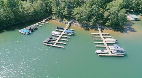 107 North Waterside Drive Seneca, SC 29672 - Photo 2 of 50