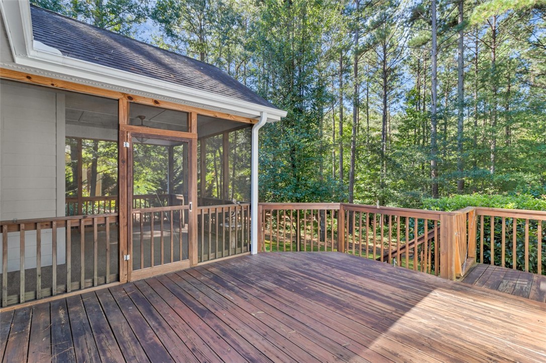 107 North Waterside Drive Seneca, SC 29672 - Photo 39 of 50