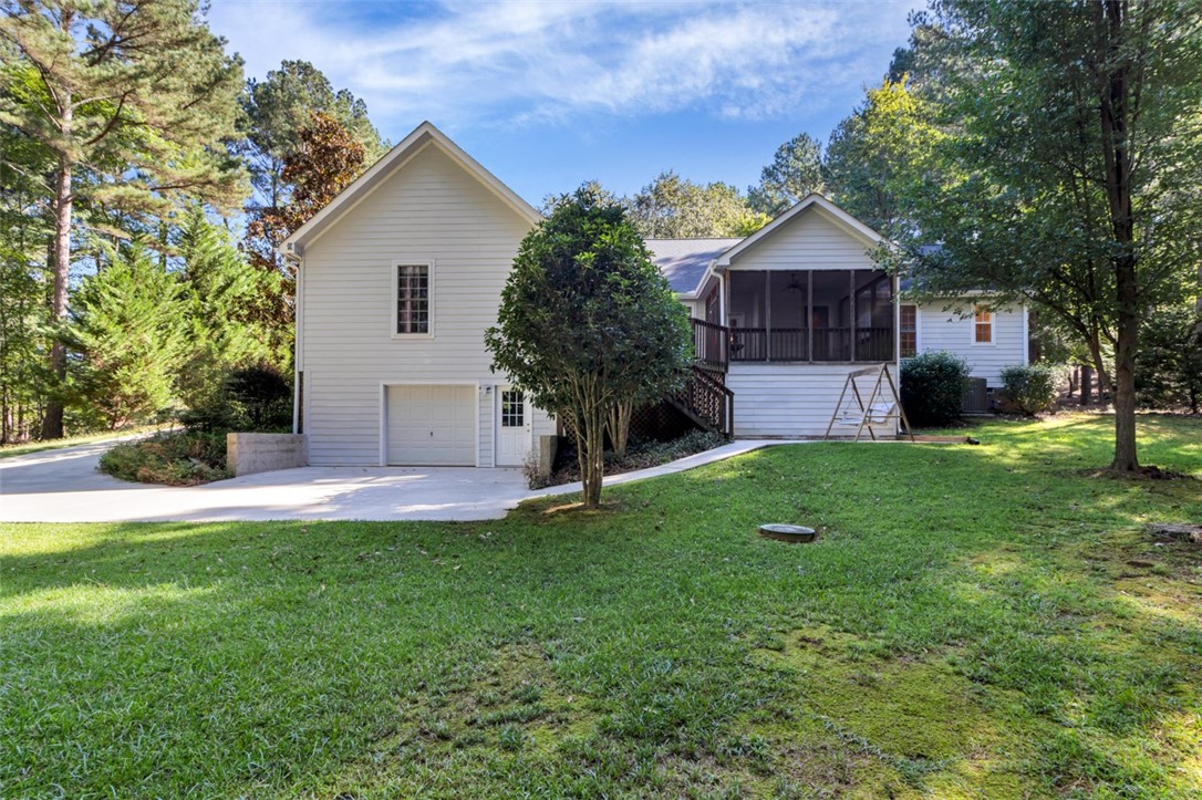 107 North Waterside Drive Seneca, SC 29672 - Photo 4 of 50