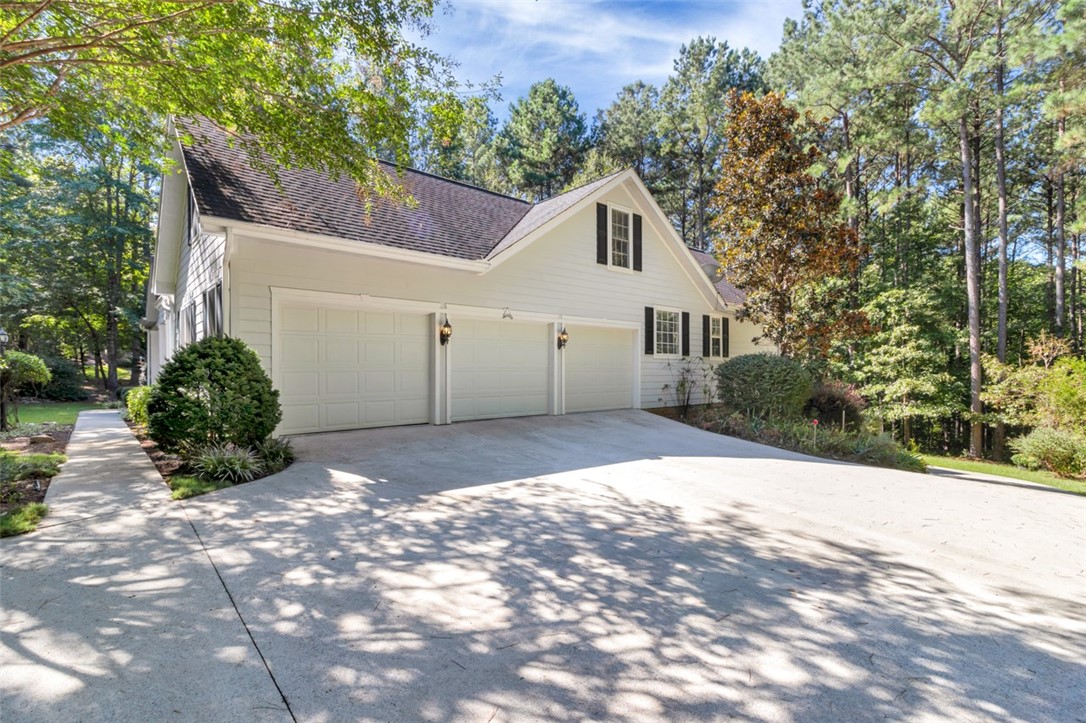 107 North Waterside Drive Seneca, SC 29672 - Photo 46 of 50