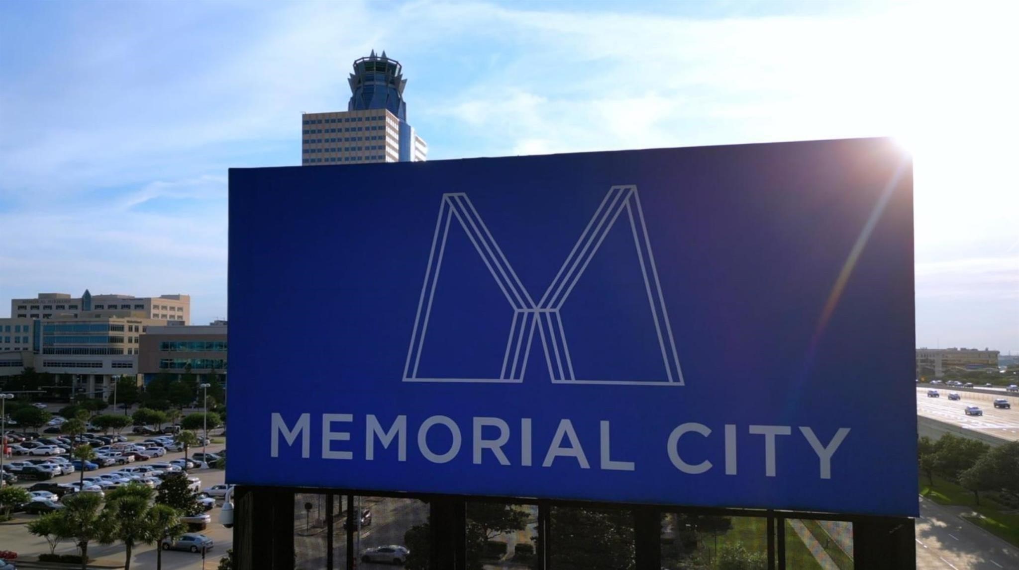 1410 Blalock Road, Unit 9 Houston, TX 77055 - Photo 17 of 18 a view of a red sign board