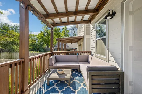 $699,999 | 6337 A Alamo Place, Nashville, TN 37209