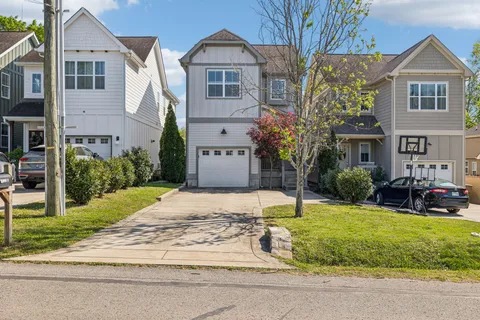 $699,999 | 6337 A Alamo Place, Nashville, TN 37209