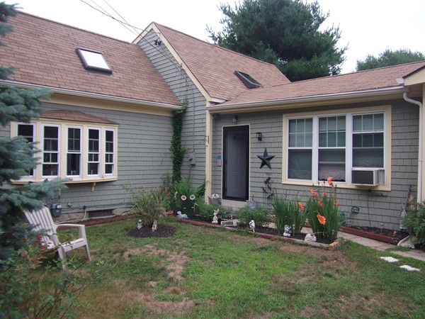 451 Stevens Road Swansea, MA 02777 - Photo 1 of 1 Gallery Image 1